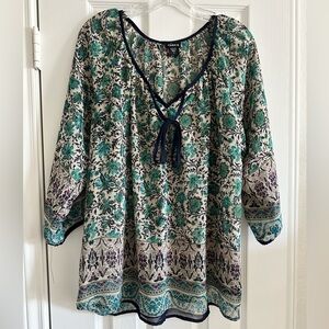 Torrid - Women's Green/Blue Sheer Floral Front Top, Stretchy, Size 1